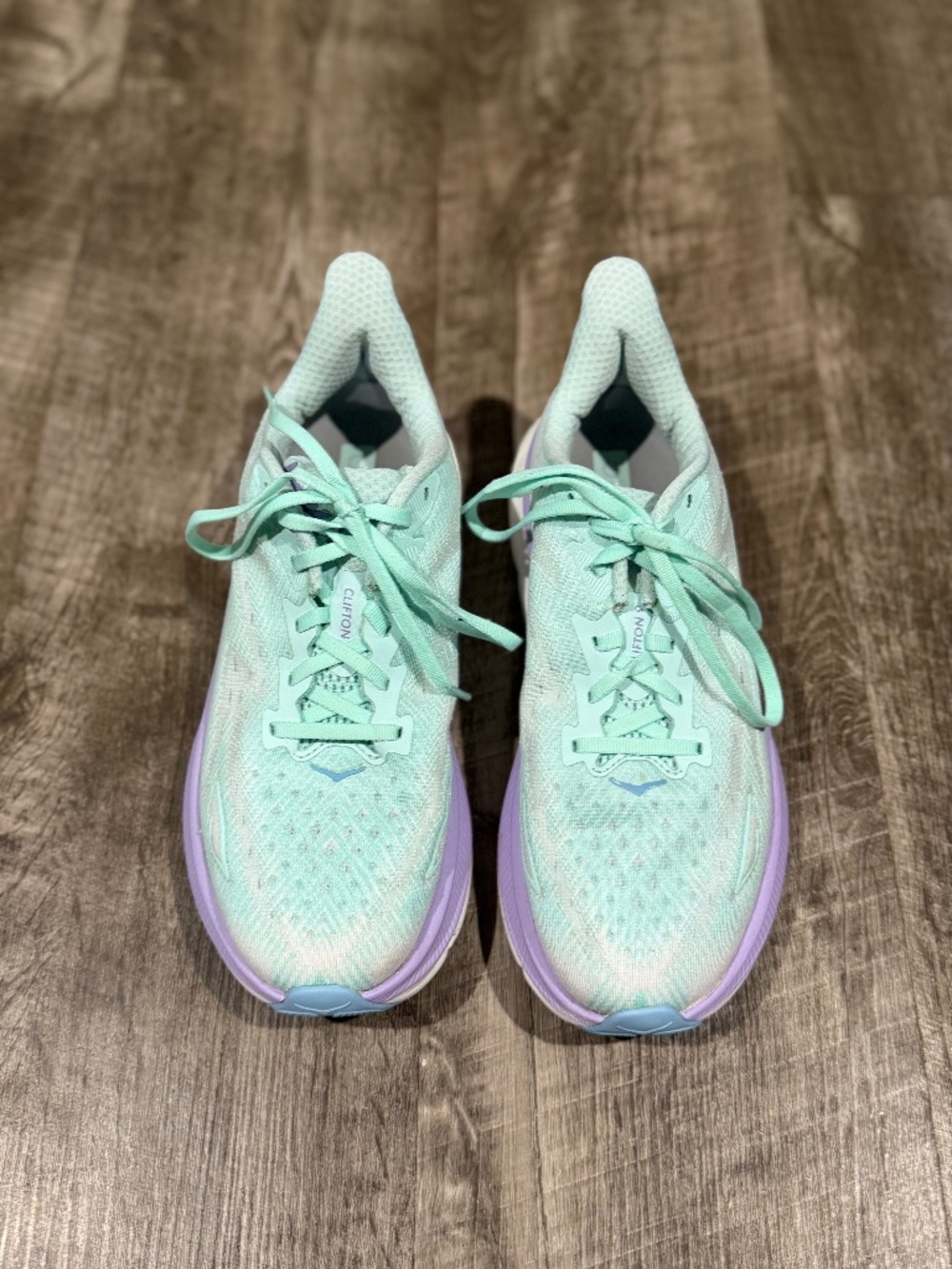 Hoka One One Clifton 9 Women's Size 9.5B Blue Purple White Running Shoes Sneaker